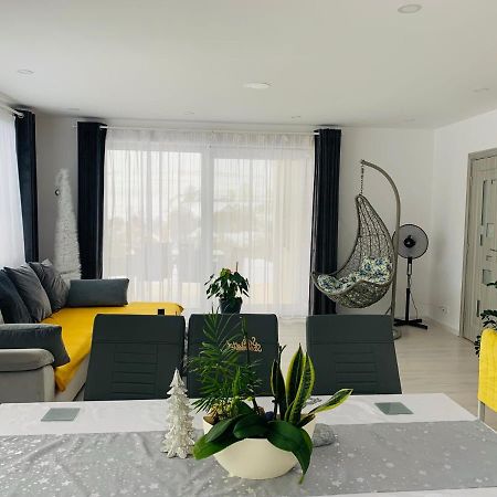 Вилла Viktoria House Одорхею-Секуйеск Экстерьер фото