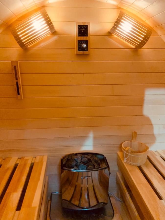 Вилла Viktoria House Одорхею-Секуйеск Экстерьер фото